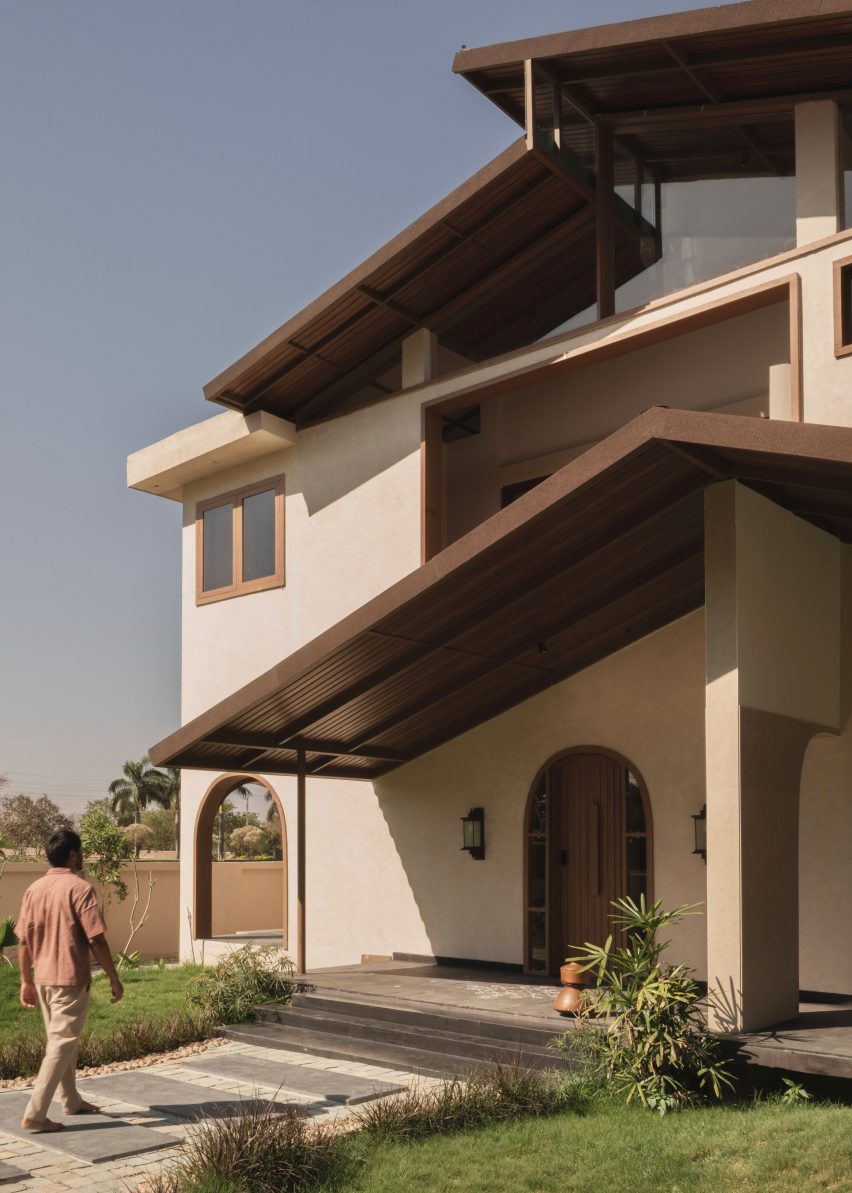 The House of Quiet Raga by Otlo Studio