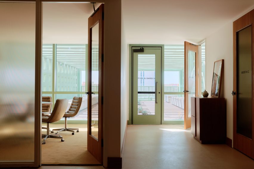 Ray Phoenix Arizona Johnston Marklee Associates