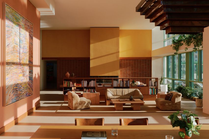 Ray Phoenix Arizona Johnston Marklee Associates