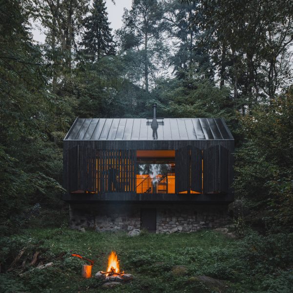 River, Rock, Fire cabin by Mimosa Architects in Czech Republic