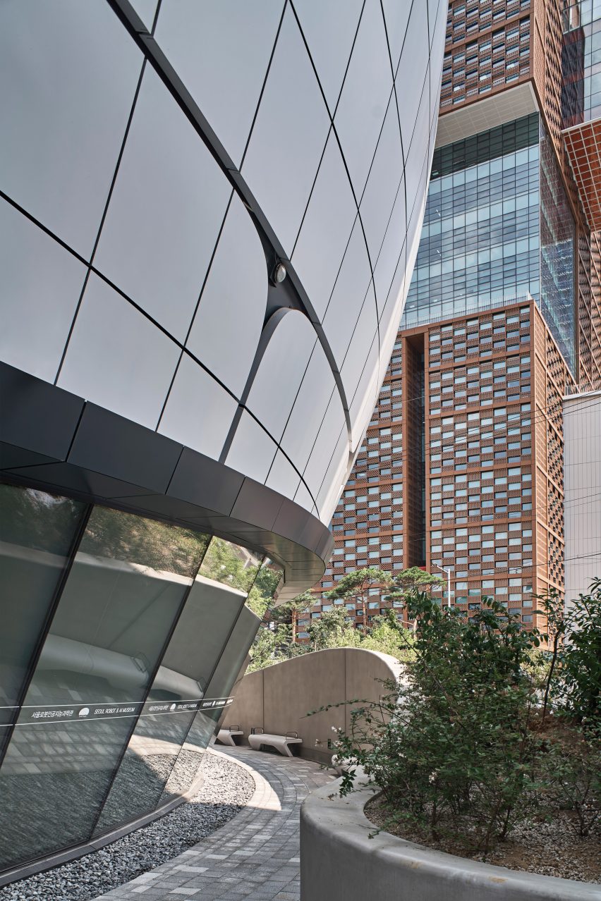 Seoul RAIM by Melike Altınışık Architects