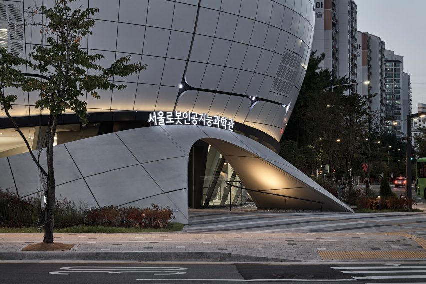 Seoul RAIM by Melike Altınışık Architects