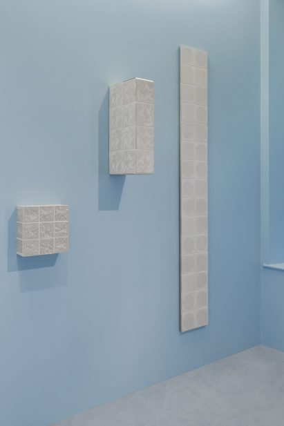 Tiles with snow patterns