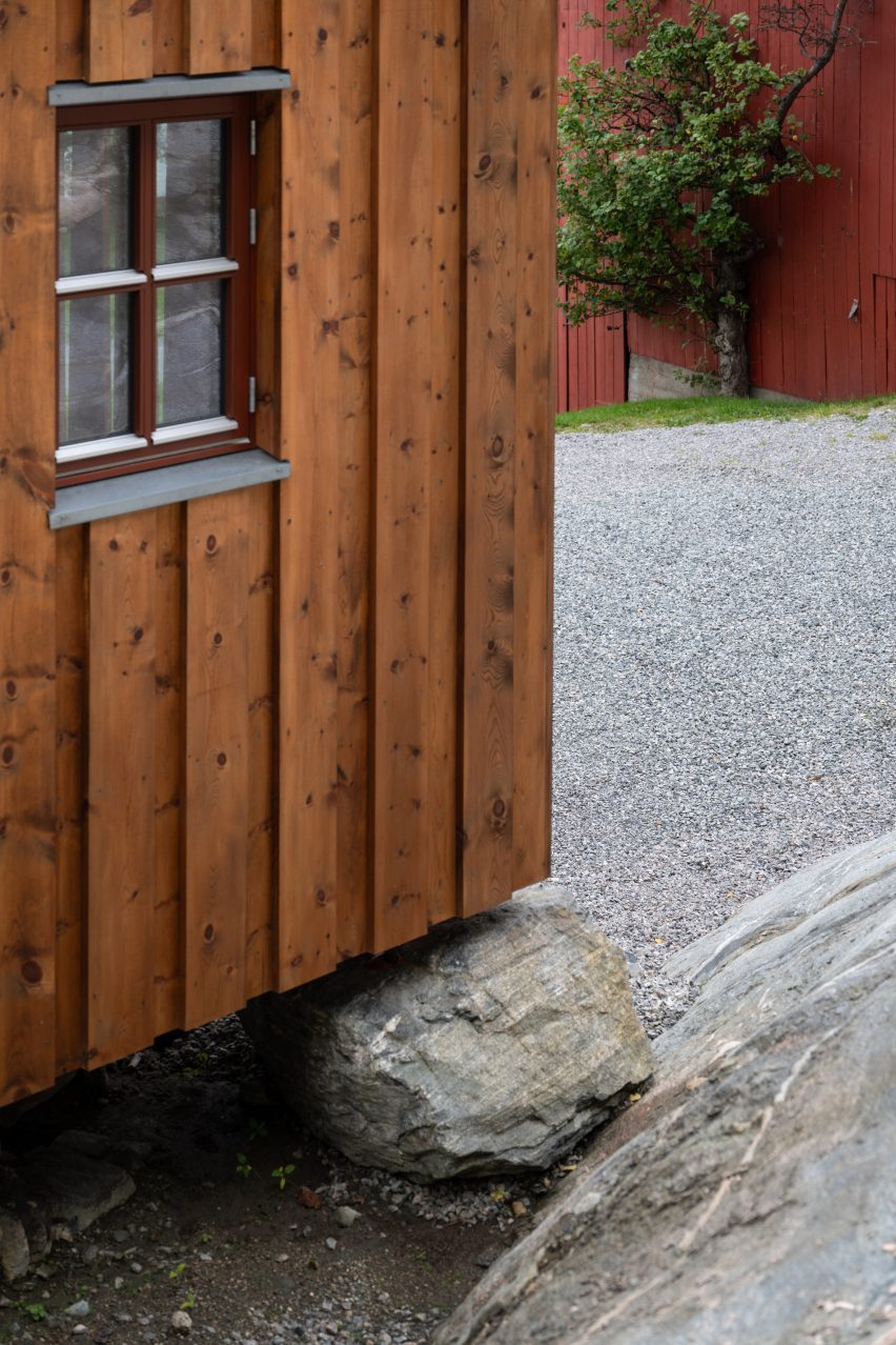 Smallholding at Nesjestranda extension by Rever & Drafe
