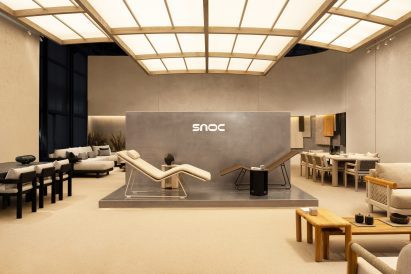 Snoc's stand