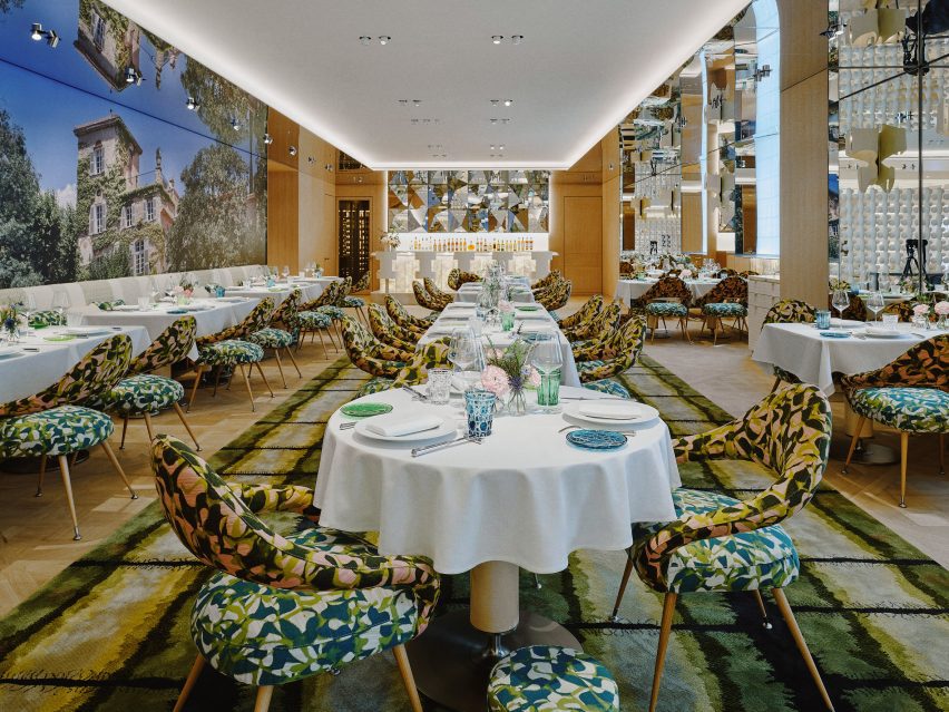Restaurant with green carpet