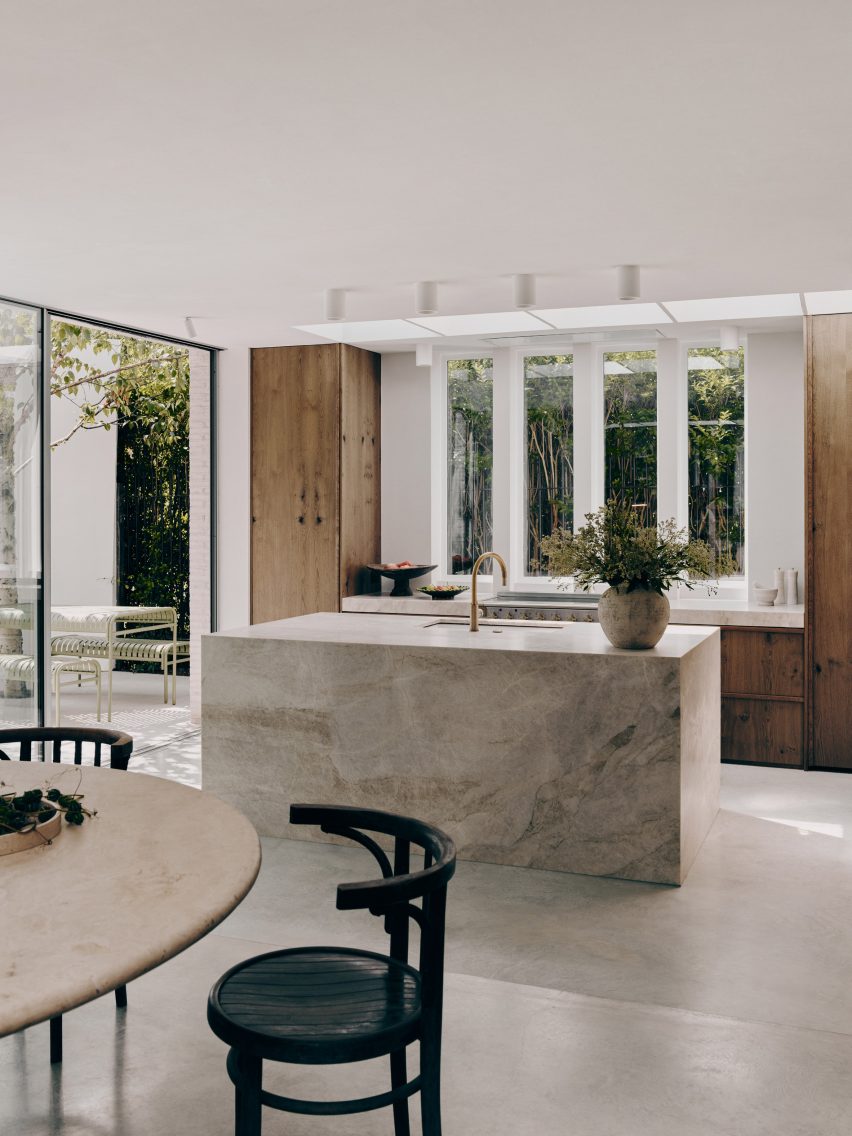Cemetery House by Studio Hallett