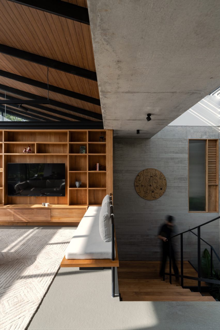 Summer Home by Mindspark Architects
