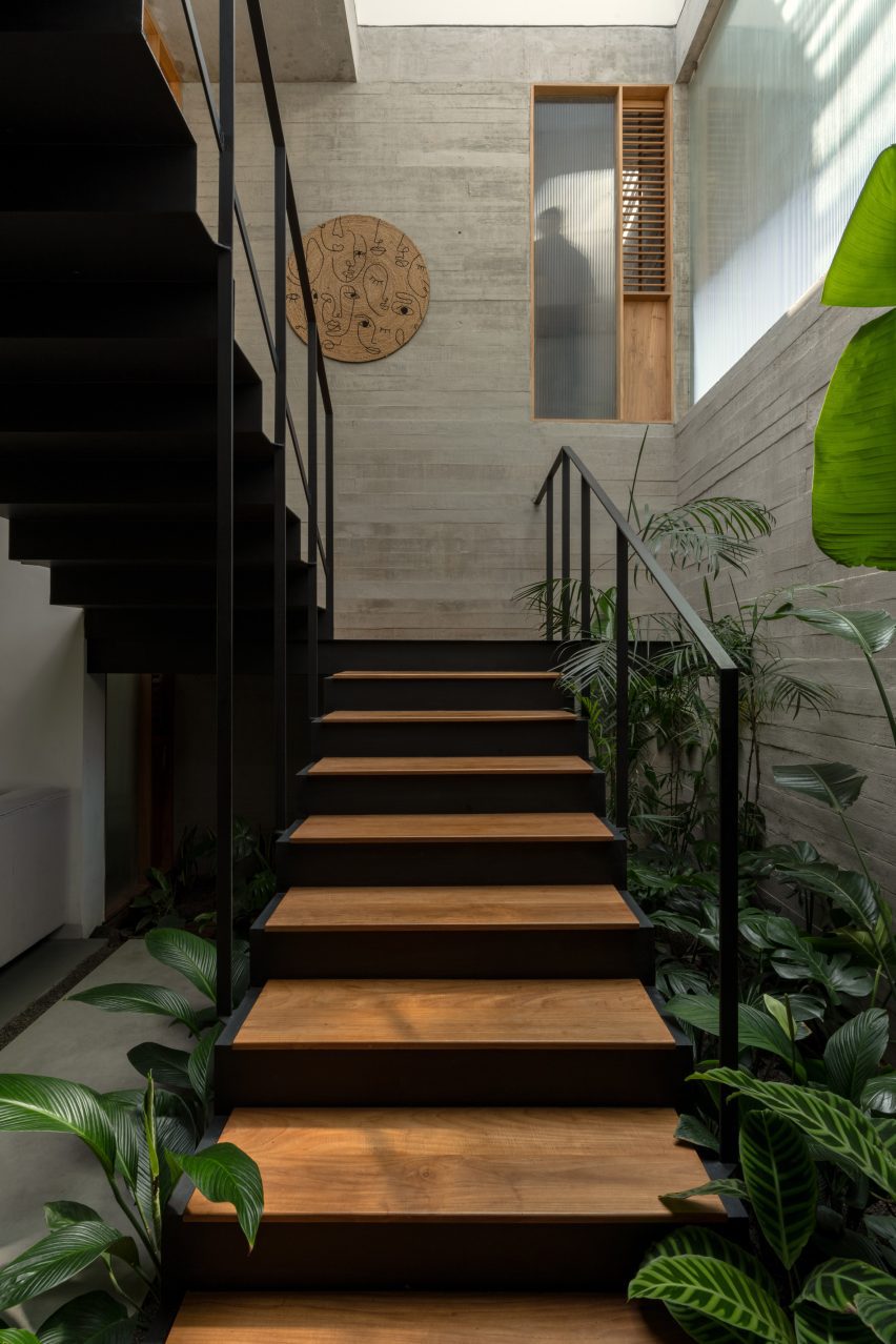 Summer Home by Mindspark Architects