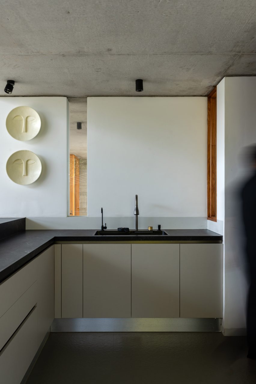 Summer Home by Mindspark Architects