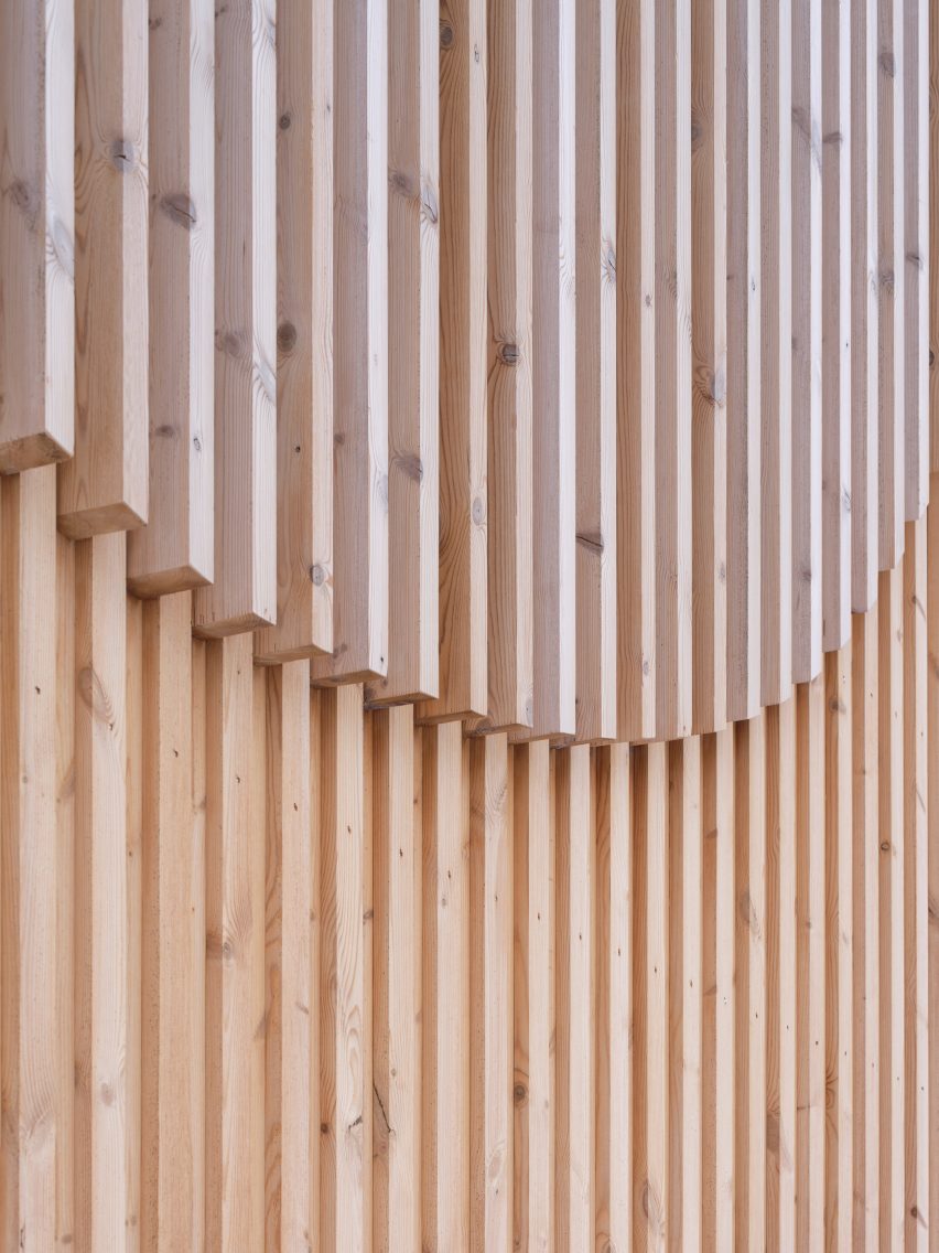 Ishøj Theatre by Svendborg Architects and Wohlert Arkitekter