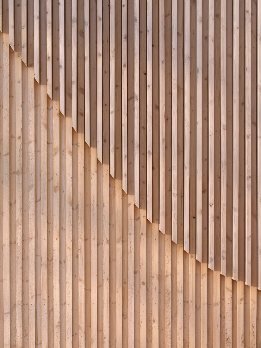 Ishøj Theatre by Svendborg Architects and Wohlert Arkitekter