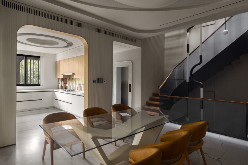 The Art House New Delhi by Spaces Architects @KA dining area