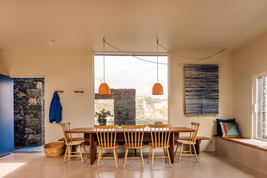 The Blue House Atelier Backlar dining space