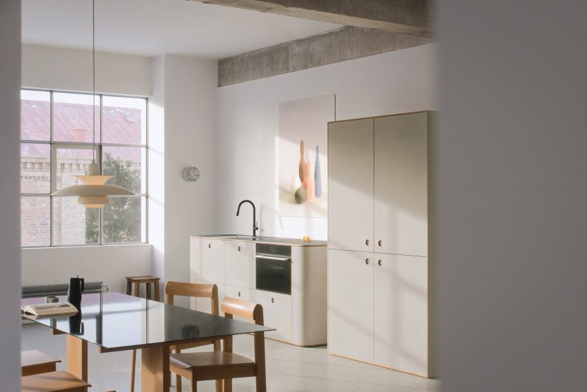 Tiny Kitchen Green Line by Neuvermoebelt