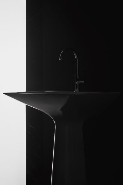 Tipo-Z basin by Roberto Palomba for Ideal Standard