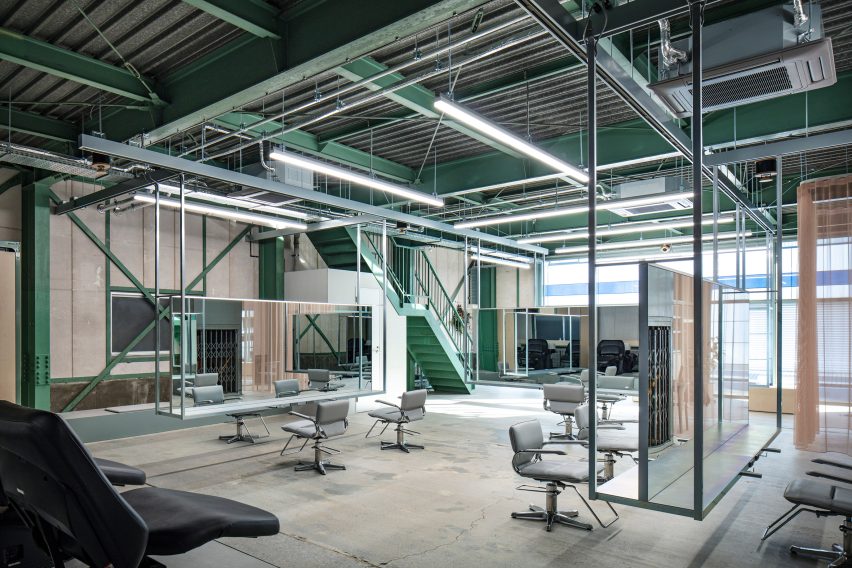 Unravel hair salon by Atelier Write