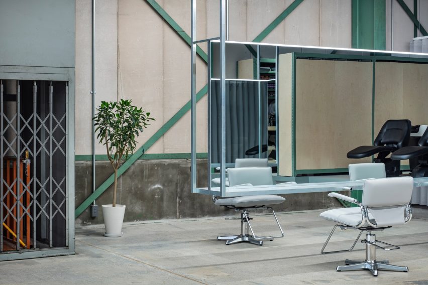 Unravel hair salon by Atelier Write
