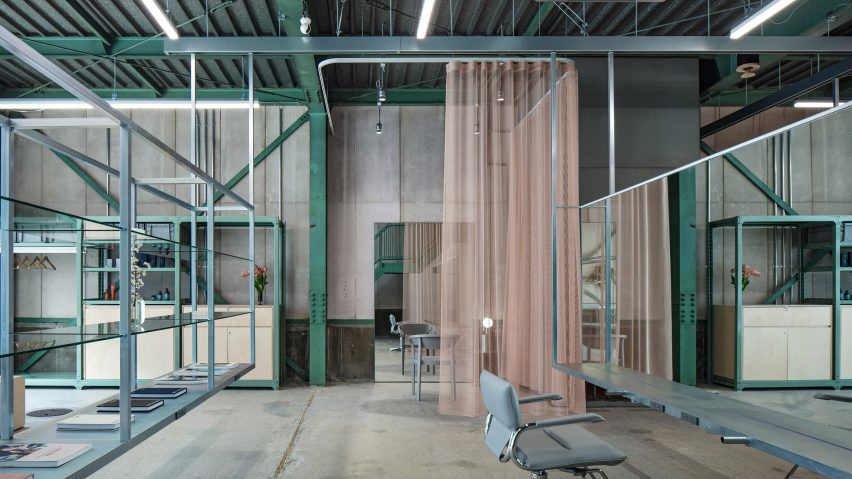 Unravel hair salon by Atelier Write