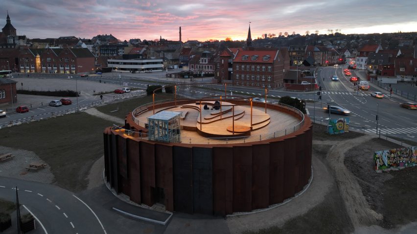 Pumping station by Ginneruparkitekter