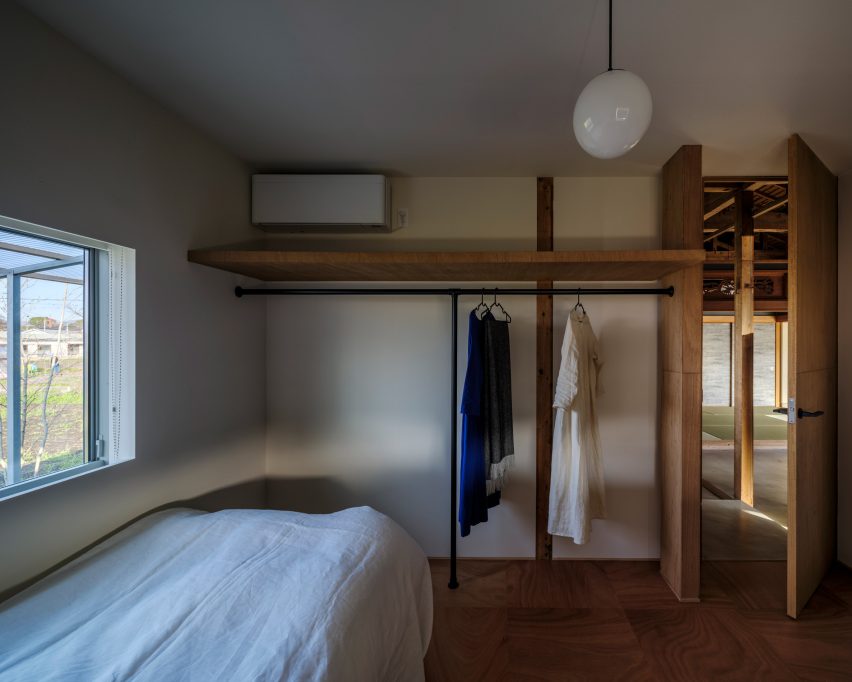 House in Miyakonojo by YNAS