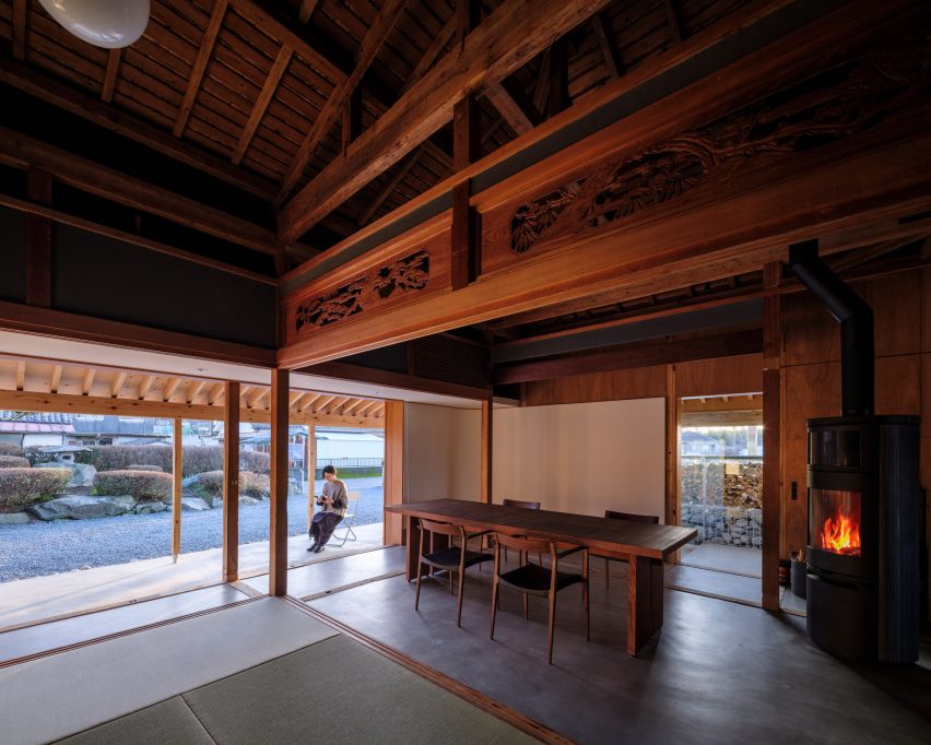 House in Miyakonojo by YNAS