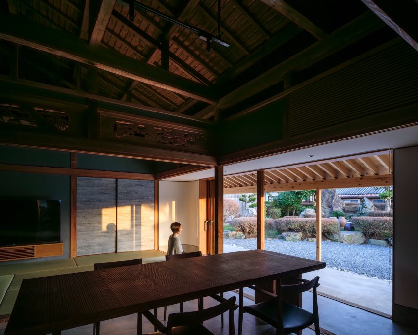House in Miyakonojo by YNAS