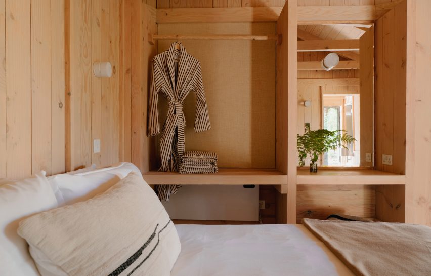 Yogi's Cabin by Built Works