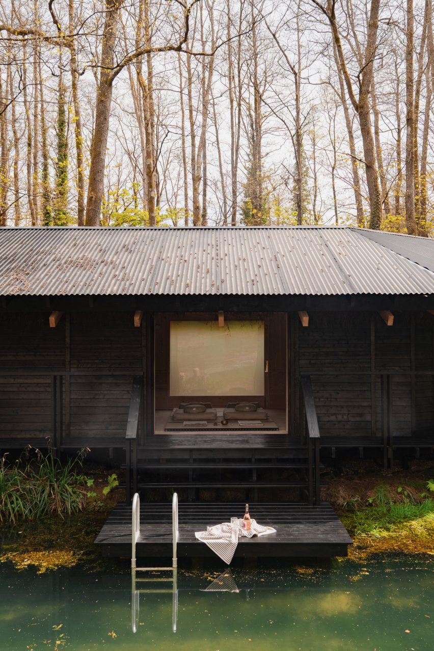 Yogi's Cabin by Built Works