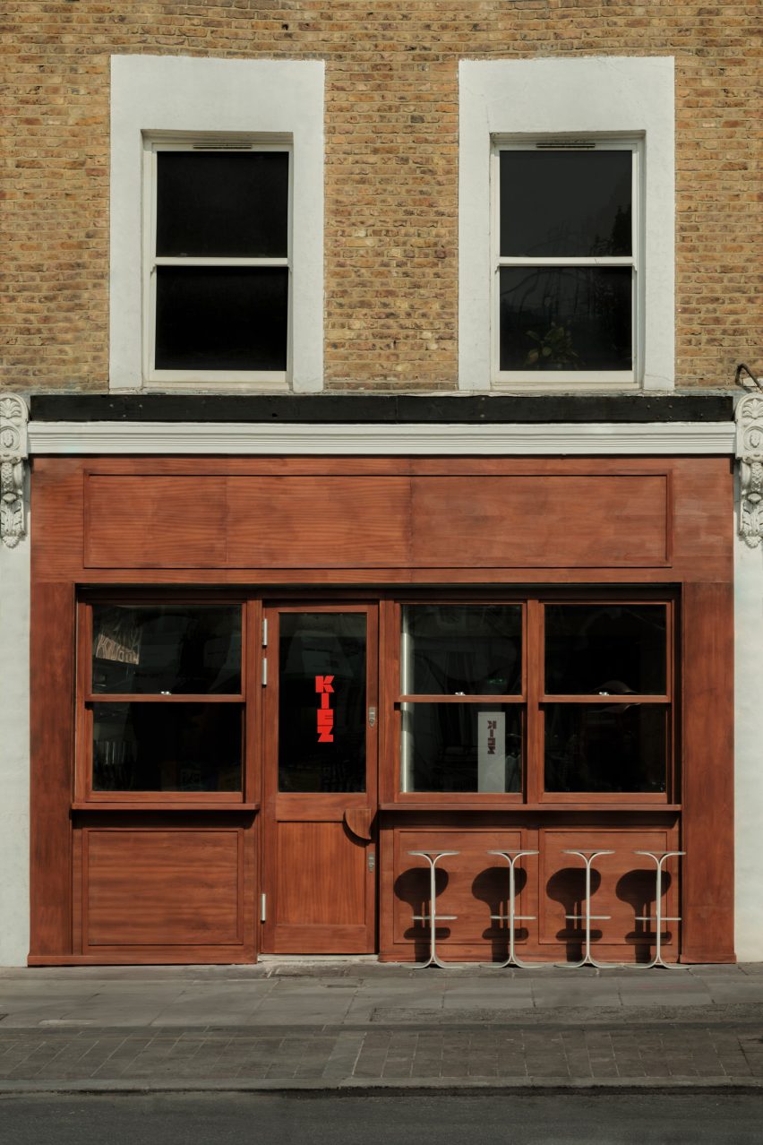 Restaurant exterior with window seats