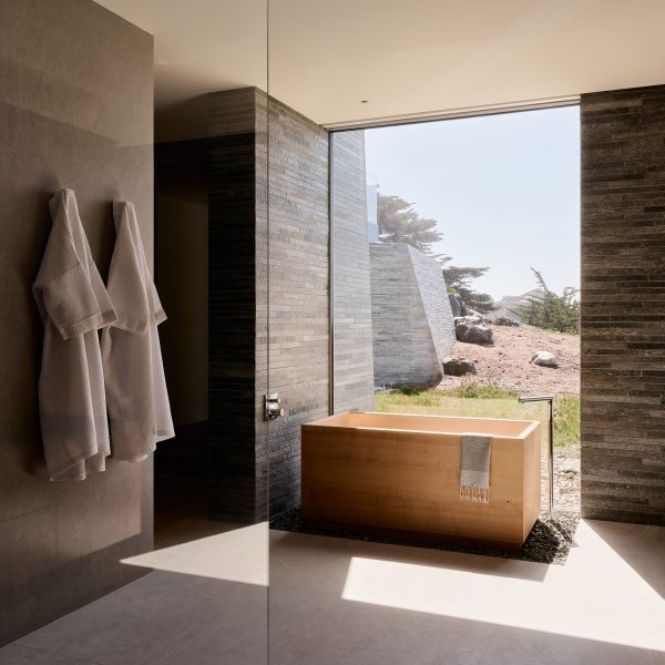 Bathroom overlooking nature