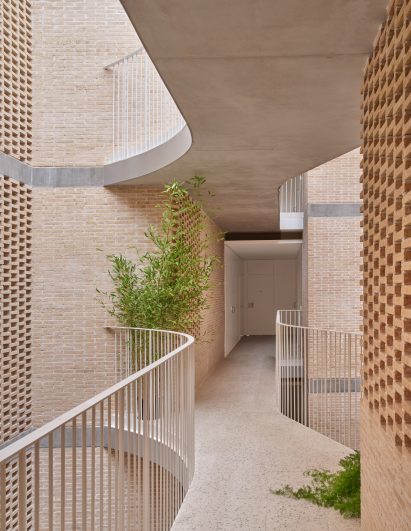 Housing by Peris+Toral Arquitectes