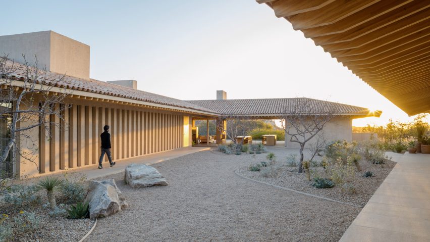 Casa en Palmilla by Estudio Ignacio Urquiza Ana Paula de Alba