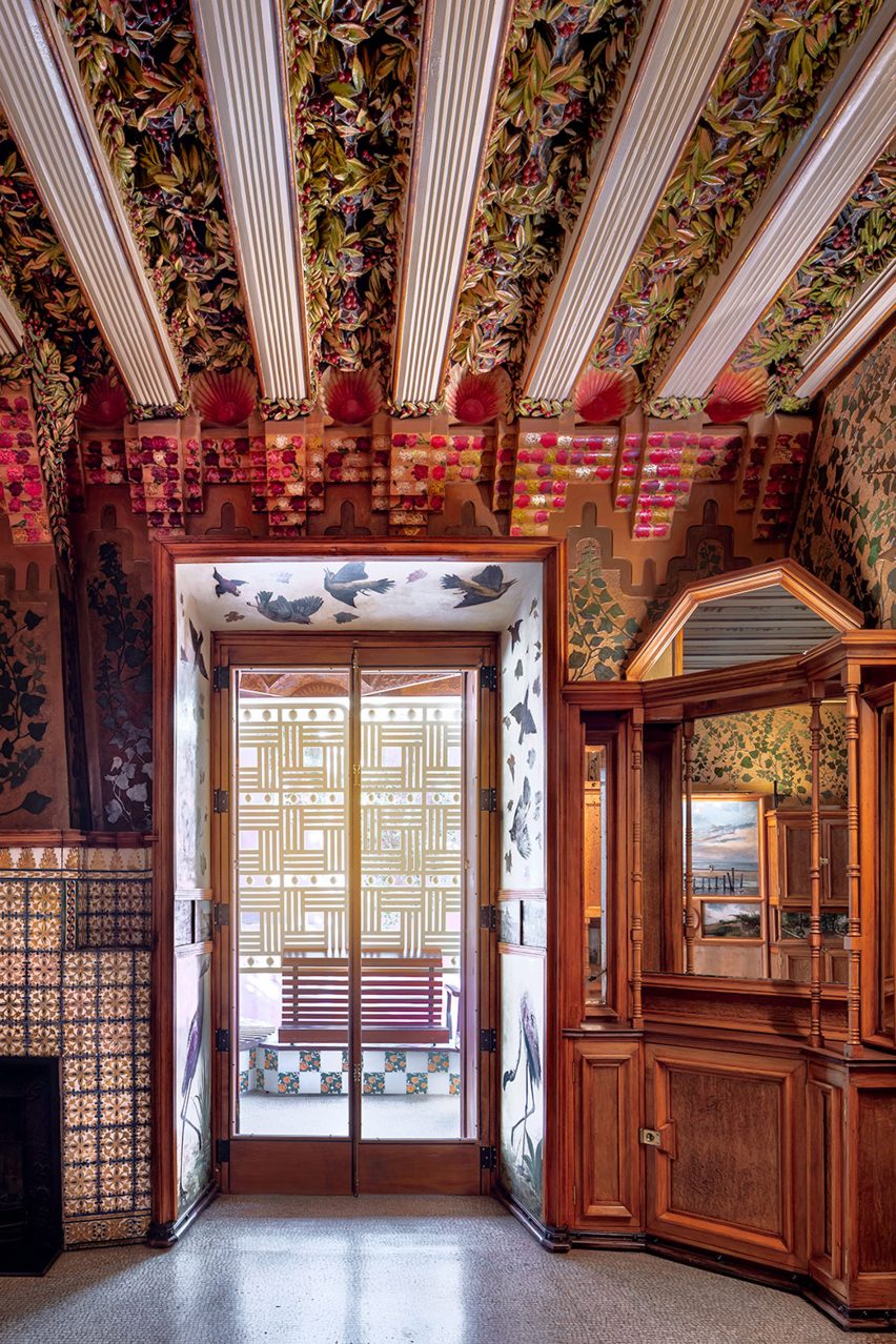 Casa Vicens by Antoni Gaudí