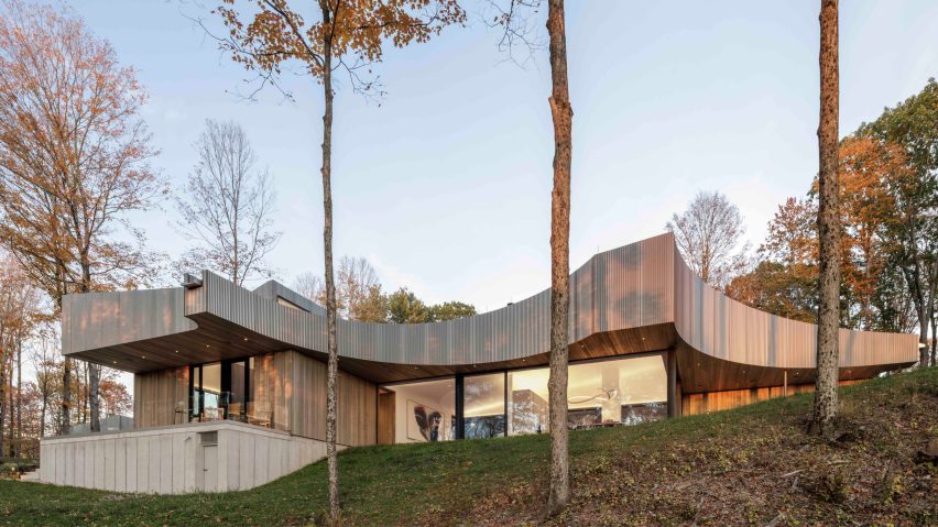 Chatham Residence in Upstate New York by Desai Chia