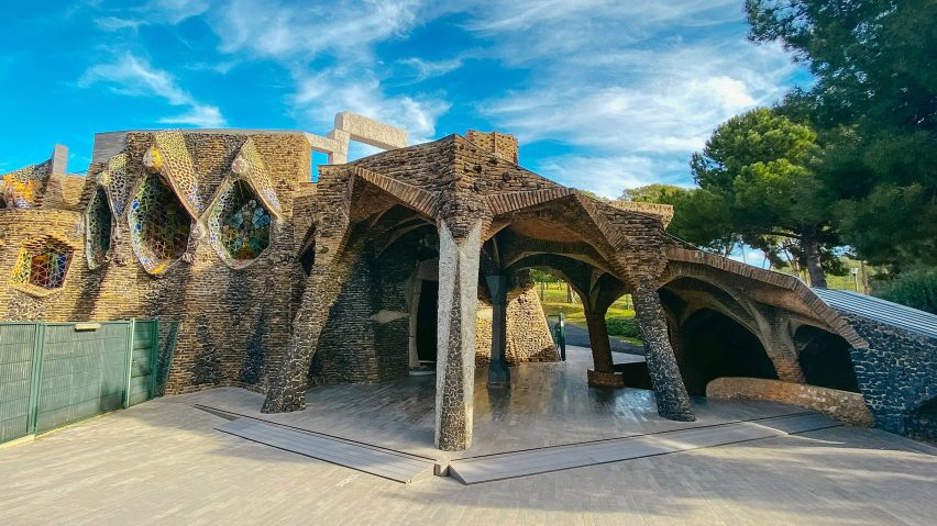 Gaudí's Crypt