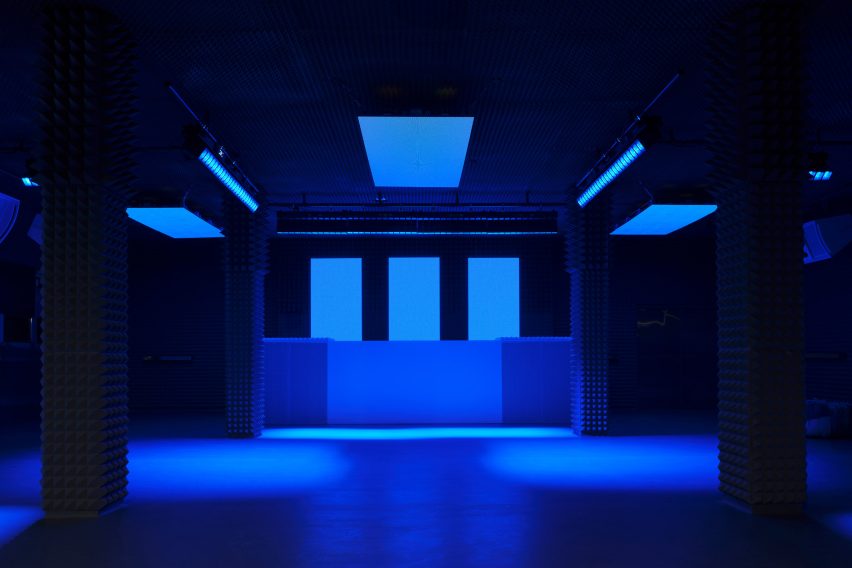 El Cubo at Spook nightclub by Clap Studio