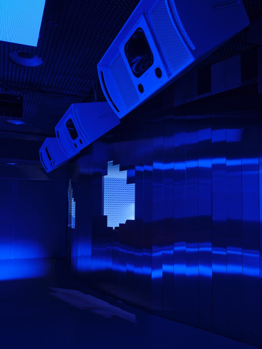 El Cubo at Spook nightclub by Clap Studio