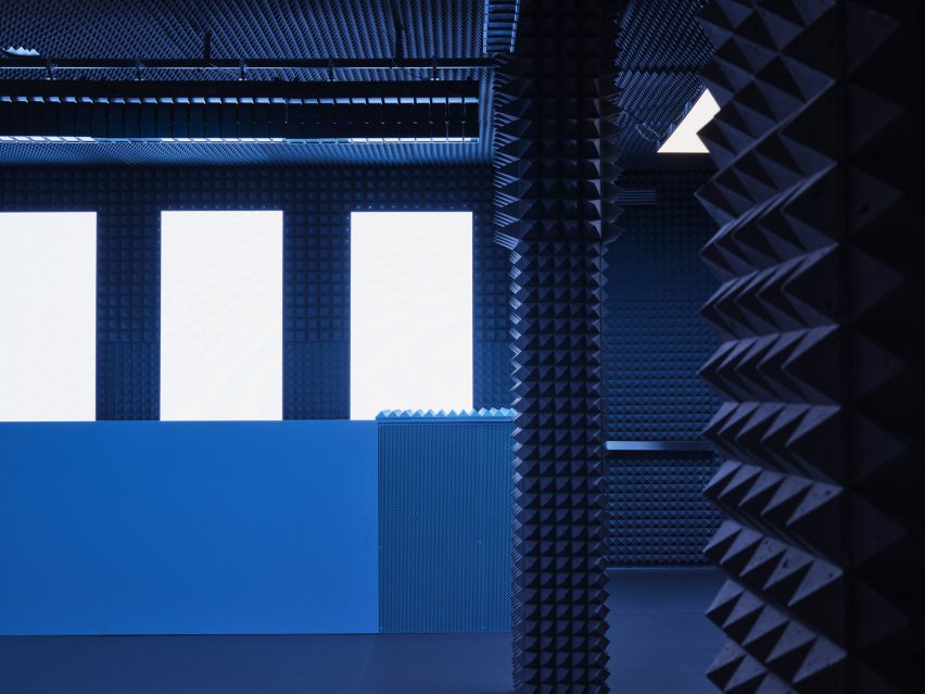 El Cubo at Spook nightclub by Clap Studio