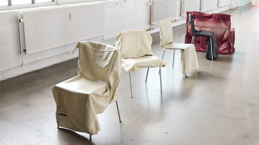 Crude seating