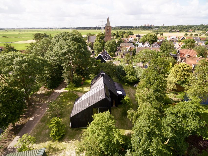 Longhouse Farm by Bastiaan Jongerius Architecten