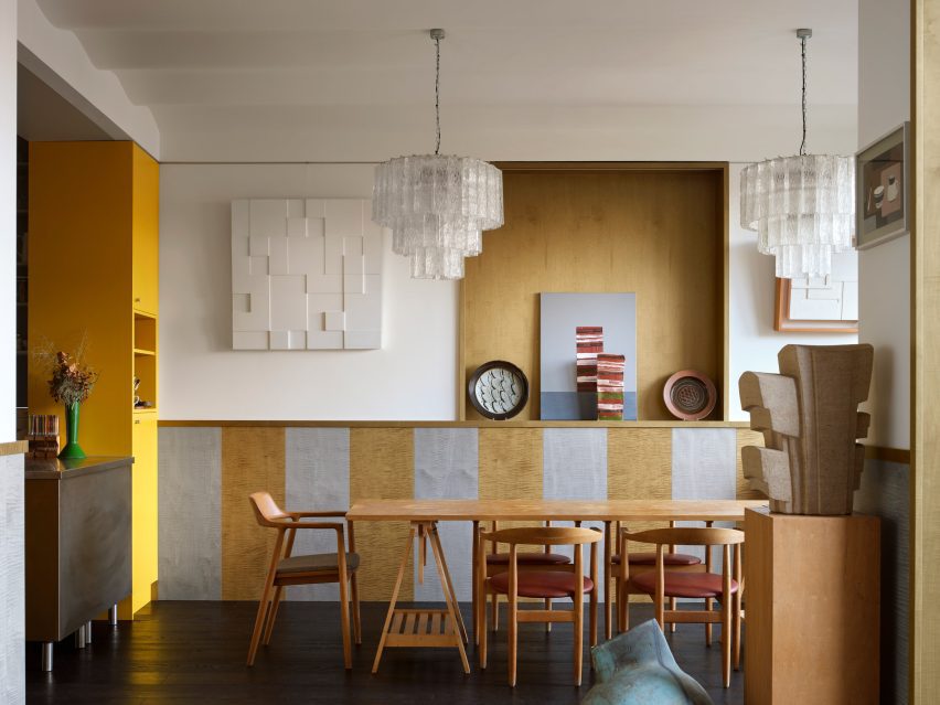 House on a Hill by David Kohn Architects