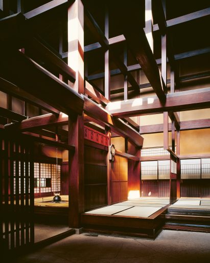 Yoshijima House (1908), captured by Kiyoshi Takai in 1990