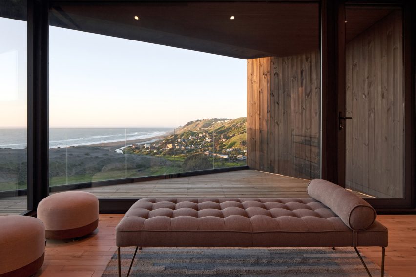 Negrilla House by Croxatto and Opazo Architects