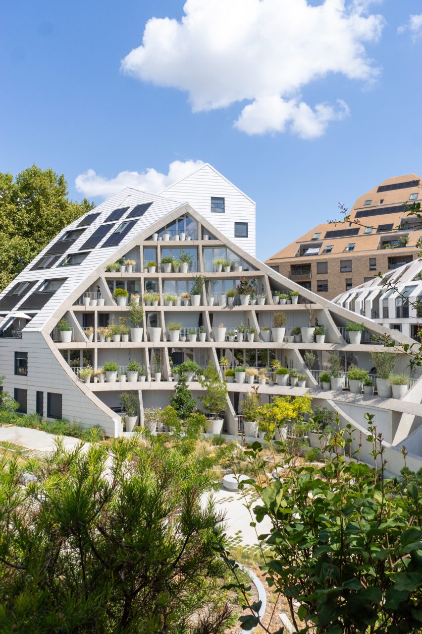 La Vallée Verte housing by MVRDV