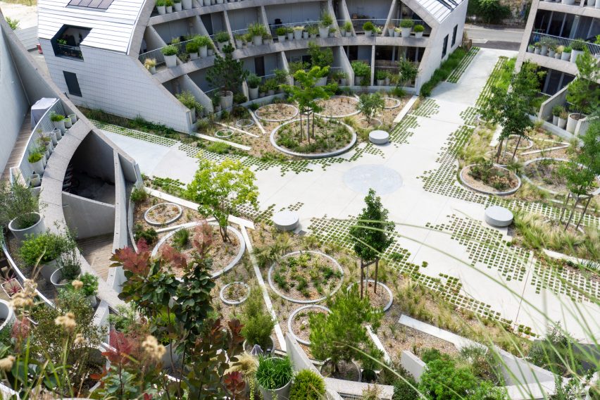 La Vallée Verte housing by MVRDV
