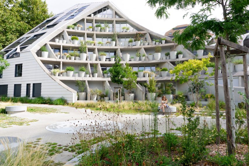 La Vallée Verte housing by MVRDV