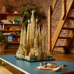 Sagrada Familia set by Lego