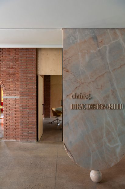 Central lobby with a marble panel