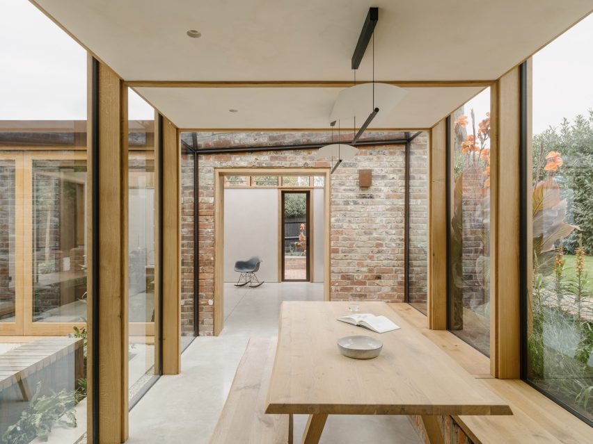 Muttram Veedu by Will Gamble Architects